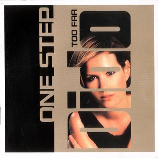 �������!